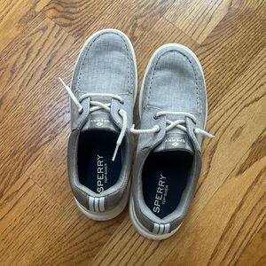 Sperry Deck canvas shoes
